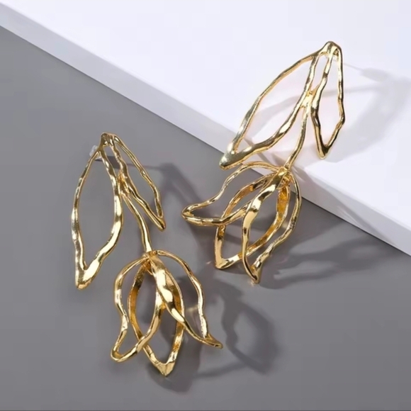 Anthropologie Jewelry - Gold Sculptural Petal Drop Earrings